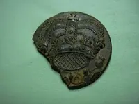 crown button 003 Medium Web view.webp