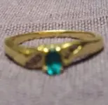 emerald ring 019_250.webp