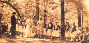 015 Huntington Ladies Club.webp