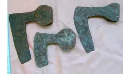 Axes1.webp