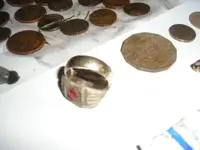 1906 gold band 004rss.webp
