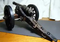 cannon 4..webp