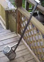 Long Handled Sand Scoop 002.webp