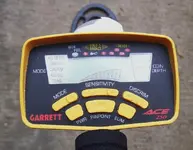 Ace 250 Metal Detector 002.webp