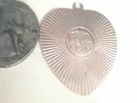 heart pendant.webp