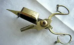candle wick trimmer1.webp candle wick trimmer1.webp