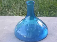 2009_0928blueonionbottle0060.webp