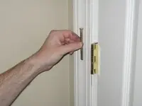 hinge3.webp