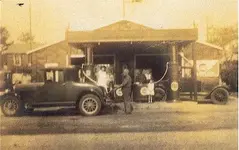 1932garage.webp