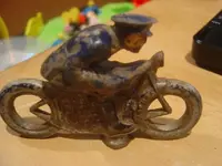 METAL DETECTING 002.webp