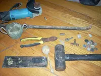 metal detecting 002.webp