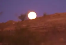 moonset2_crop.webp