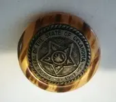 button OKLANOMA bakelite.webp