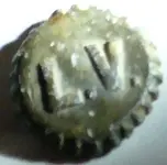 L_V_.webp