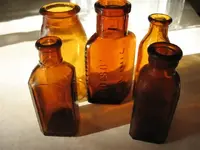 smallbottles 002 (Small).webp
