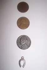 horseshoe charm2.webp