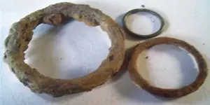 iron rings.webp