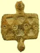 brooch2.webp