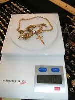 18K CHAIN, 32 INCHES.webp