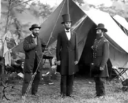 abraham-lincoln-antietam-battlefield.webp