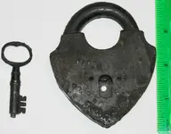 antique lock (2).webp