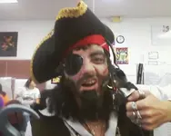 1Vpiratebest.webp