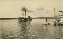 arnolds-park-ia-iowa-boat-landing-queen-steamship-2.webp