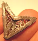 Silver-brooch-3.webp Silver-brooch-3.webp