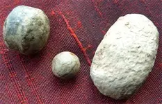 Musket-balls-lead-piece.webp Musket-balls-lead-piece.webp