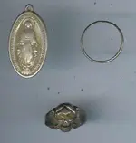 skull ring.webp