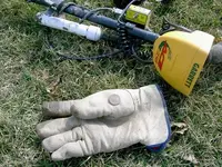 v nickel on my glove with ACE 250.webp