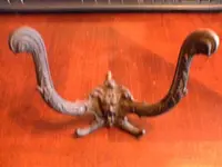 metal door stop 001.webp