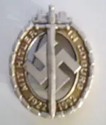 Mit Hitler In Coburg Badge 023.webp