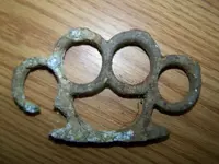 chain ornament & knuckles 001.webp