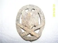 war badge 1.webp
