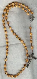 coperskullrosary.jg.webp