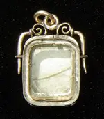 GoldLocket.webp GoldLocket.webp