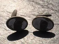 031910 cufflinks 2.webp