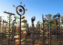 Elmer\'s Bottle Tree Barstow CA. (640x462).webp