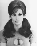 raquelwelch.webp