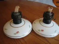 1800,s oil lamp Plume & Atwood Co.webp