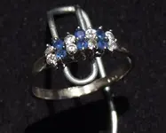 silver ring w_stones.webp
