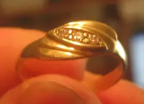 gold-ring-7-1-4.webp