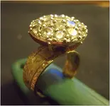 gold ring 2.webp