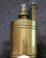 1 LIGHTER EVVA 2.webp