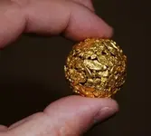 Goldglobe1.jpg