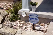 Mrs Buckhunters flower beds 5.webp