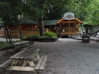 002.webp