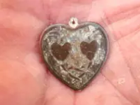 gold heart 2.webp