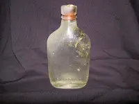cinco bottle 02.webp